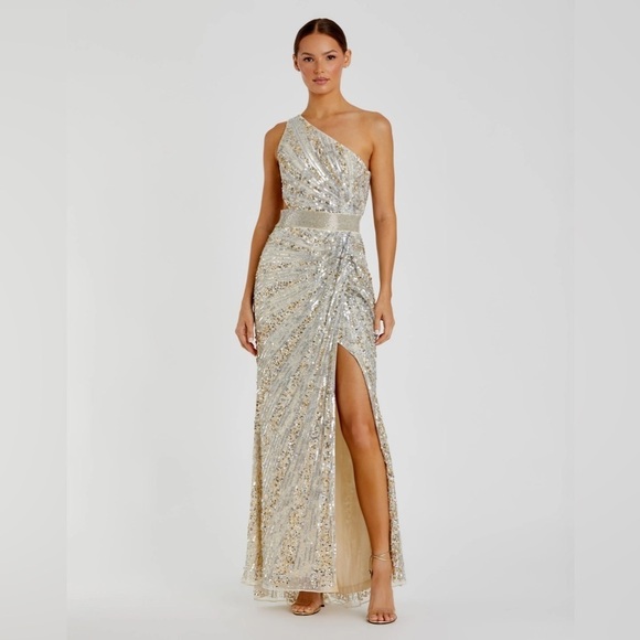 MAC DUGGAL 5687 NWOT Silver Sequined One Shoulder Draped Lace Up Gown - Picture 1 of 7